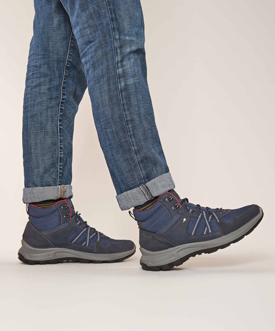 TRESTLES NAVY