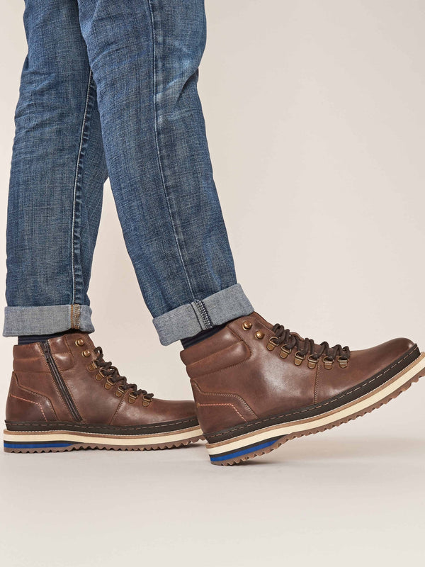 Brown men's lace up hiker-style boots - RINGER BROWN