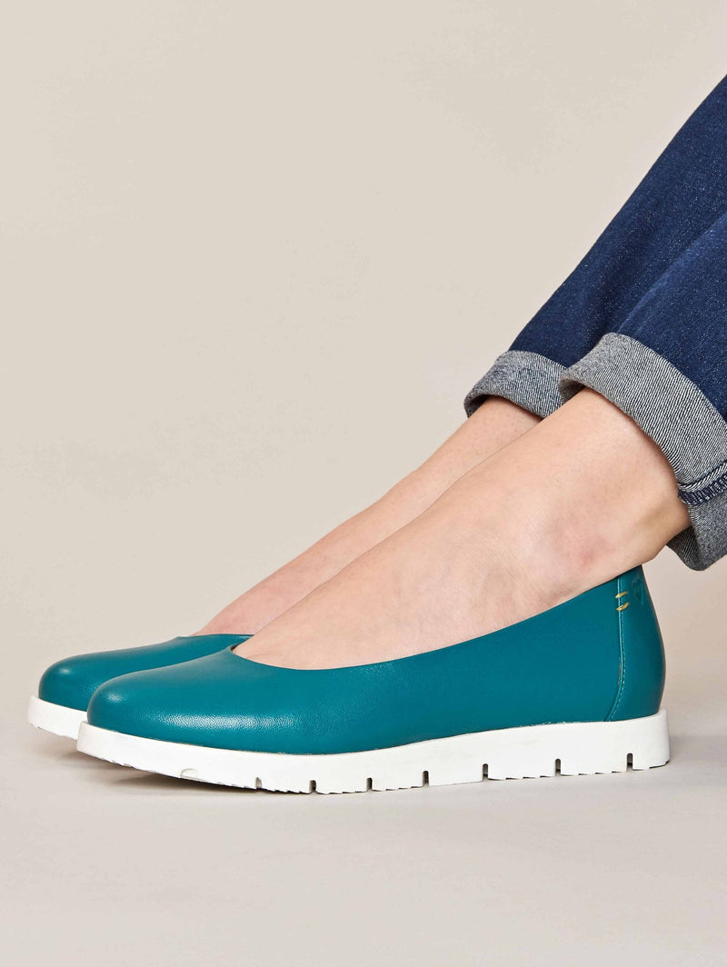 Blue leather slip-on ballet pumps - JIN OASIS BLUE