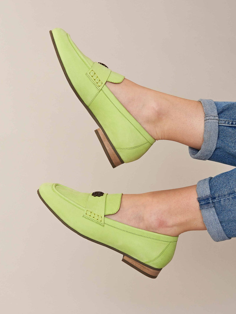 Green nubuck penny loafer - CHIDORI SHARP APPLE