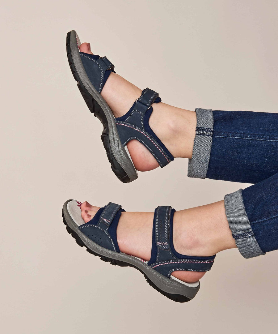 AVON INDIGO