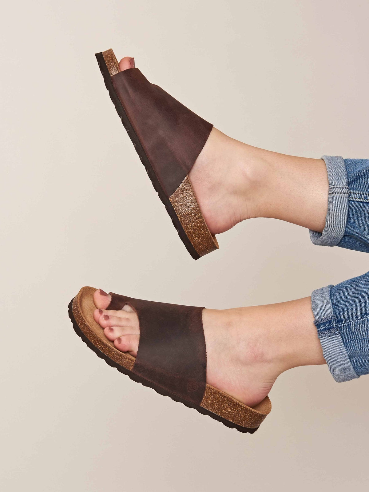 Brown Toe-loop cork footbed sandals - LUNAN CHOCOLATE