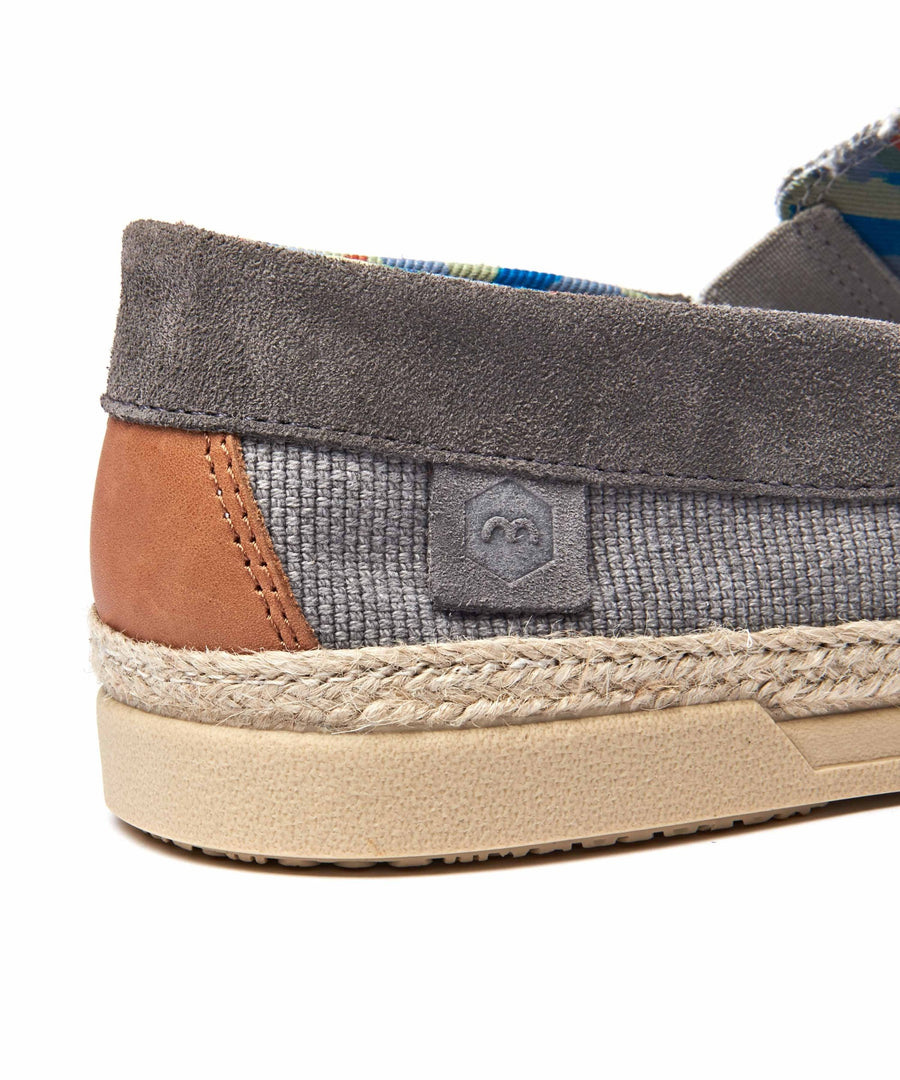 WEIR GREY