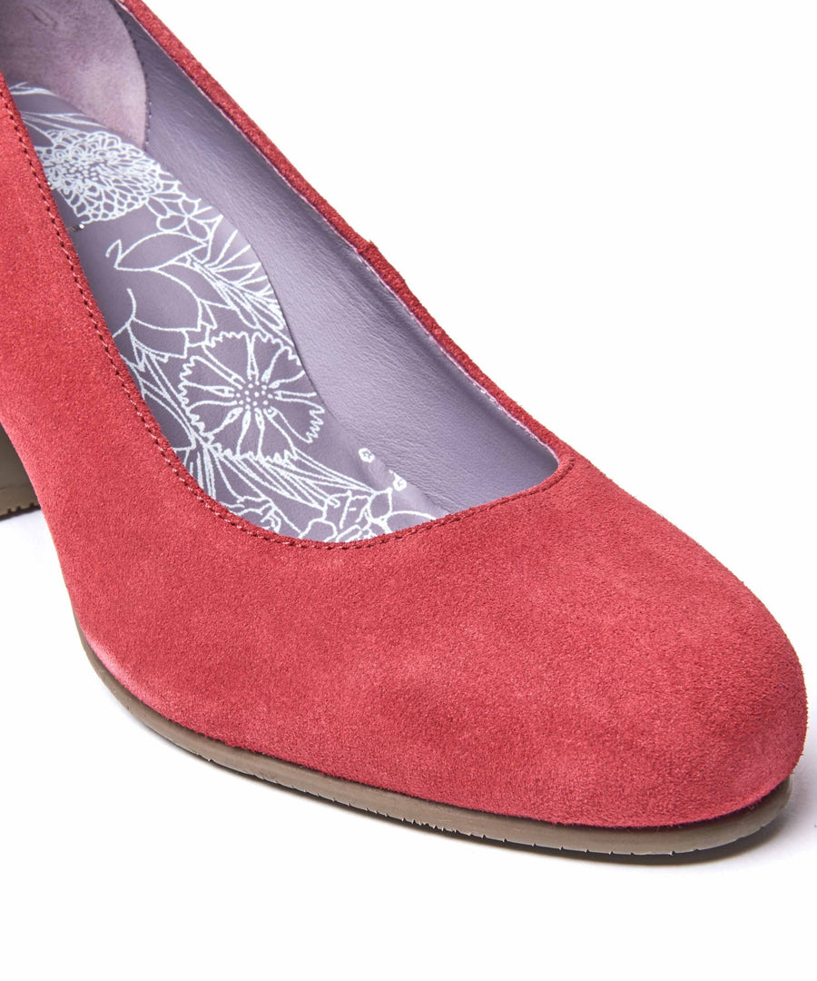 ASANTE LIPSTICK RED