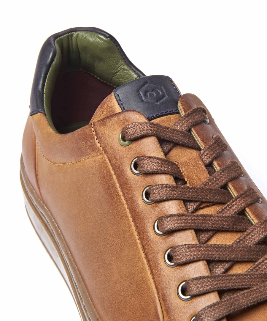 LOAM BLACK LEATHER