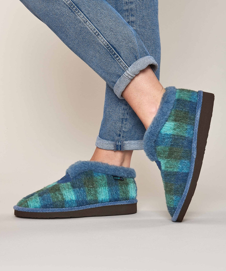 NANIS BLUE PLAID