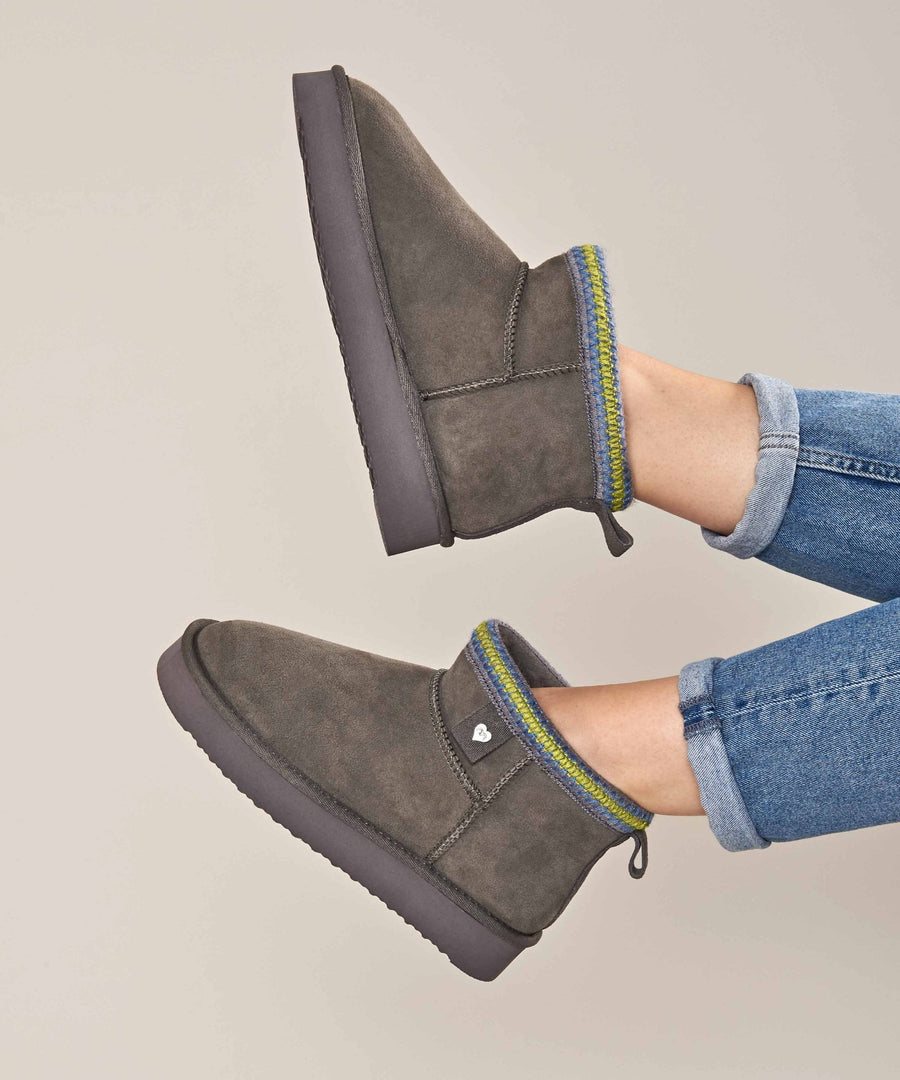 MERRIMENT GREY