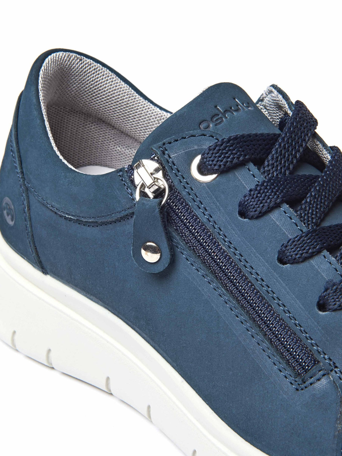 KENSEY INDIGO NUBUCK