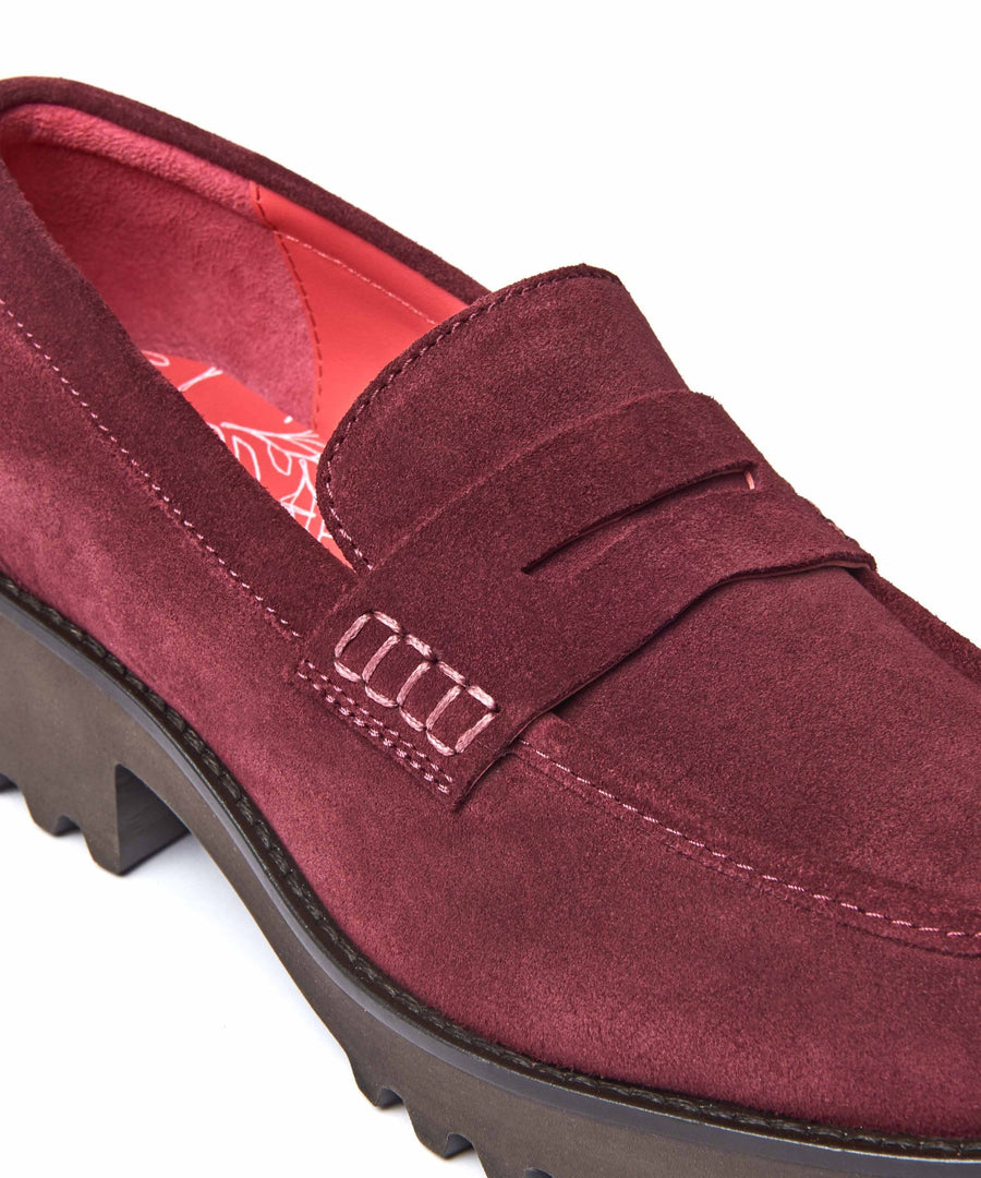 CALLUNA ZINFANDEL RED SUEDE