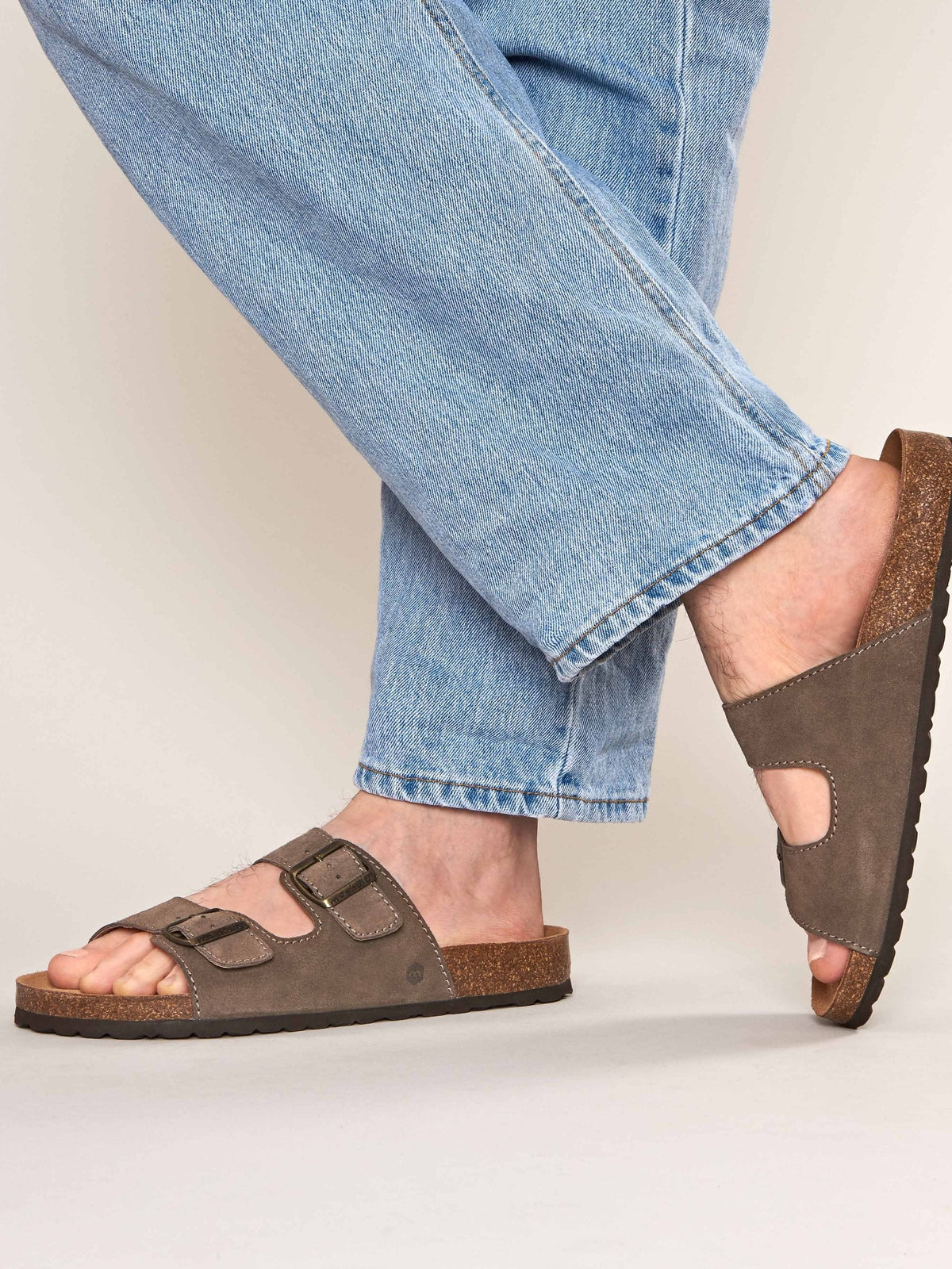 MUNICH SUEDE SMOKY TAUPE