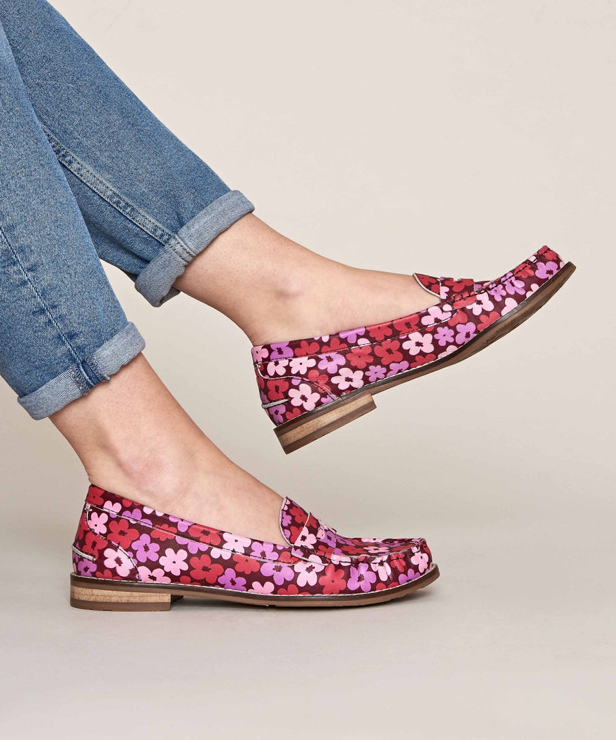 PETREL LEATHER ZINFANDEL BOLD FLORAL