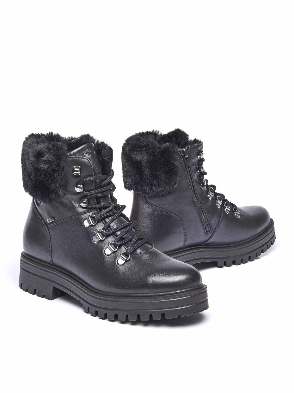 Black faux fur lined walking boot - GABBY BLACK LEATHER