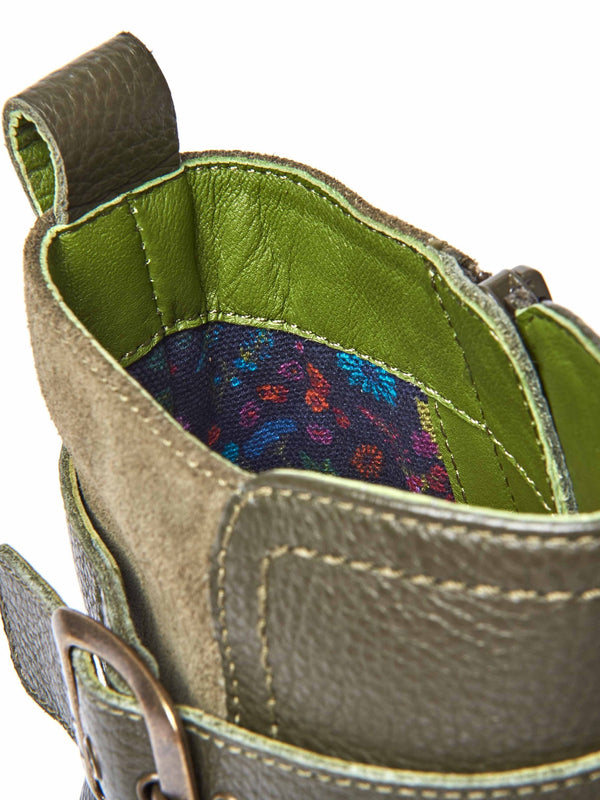 Green chelsea boot with dual-fit - RIA OLIVE GREEN LEATHER