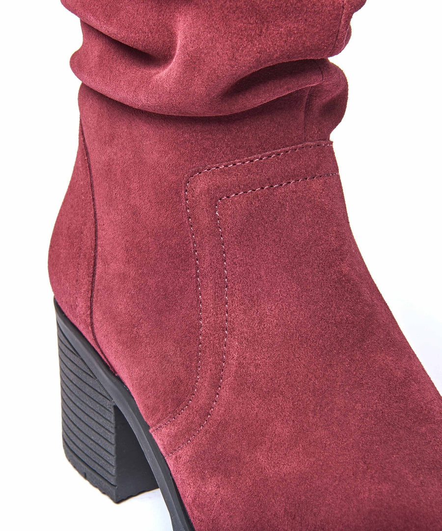 TAYLOR 3 ZINFANDEL RED SUEDE