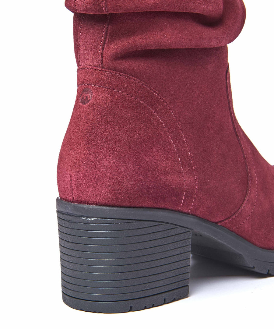 TAYLOR 3 ZINFANDEL RED SUEDE