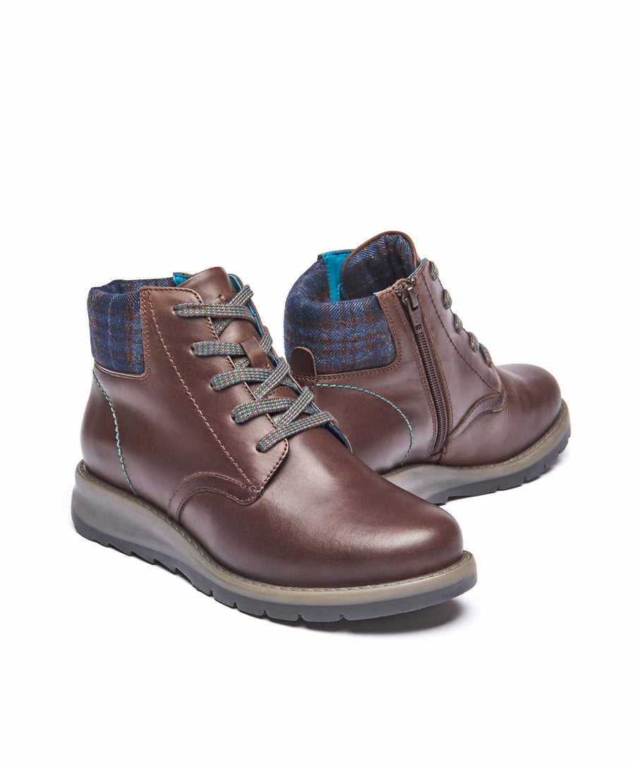 LYDD CHOCOLATE WAXY