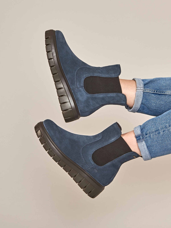 Blue sporty Chelsea boot - ADLINGTON INDIGO SUEDE