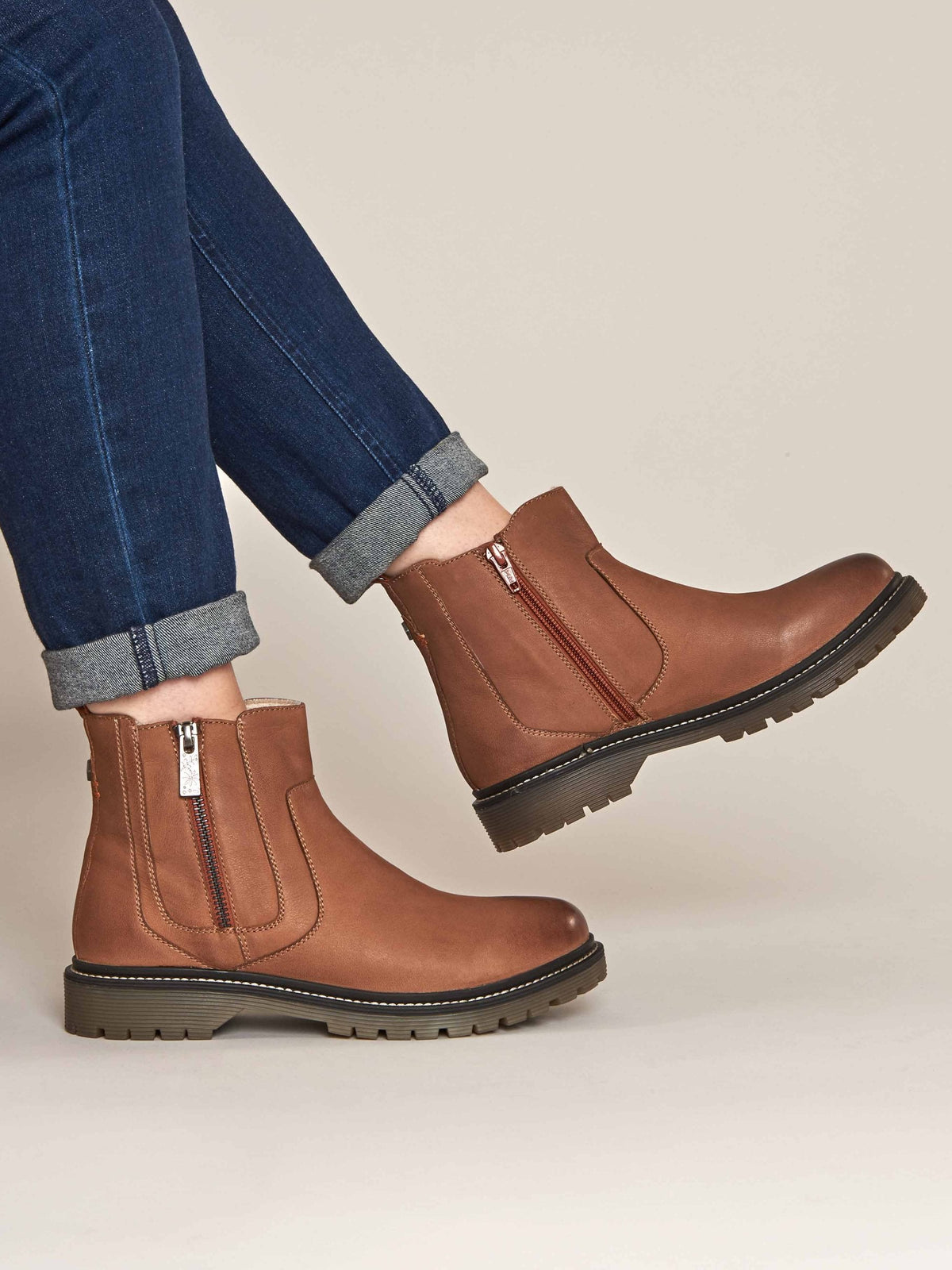 Brown fleece lined ankle boot - HATTER 2 TAN NUBUCK