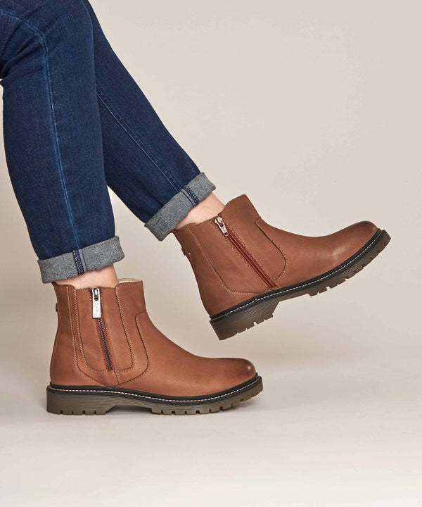 HATTER 2 TAN NUBUCK