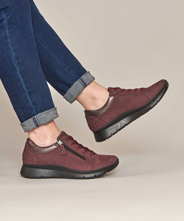 KENSEY ZINFANDEL RED NUBUCK