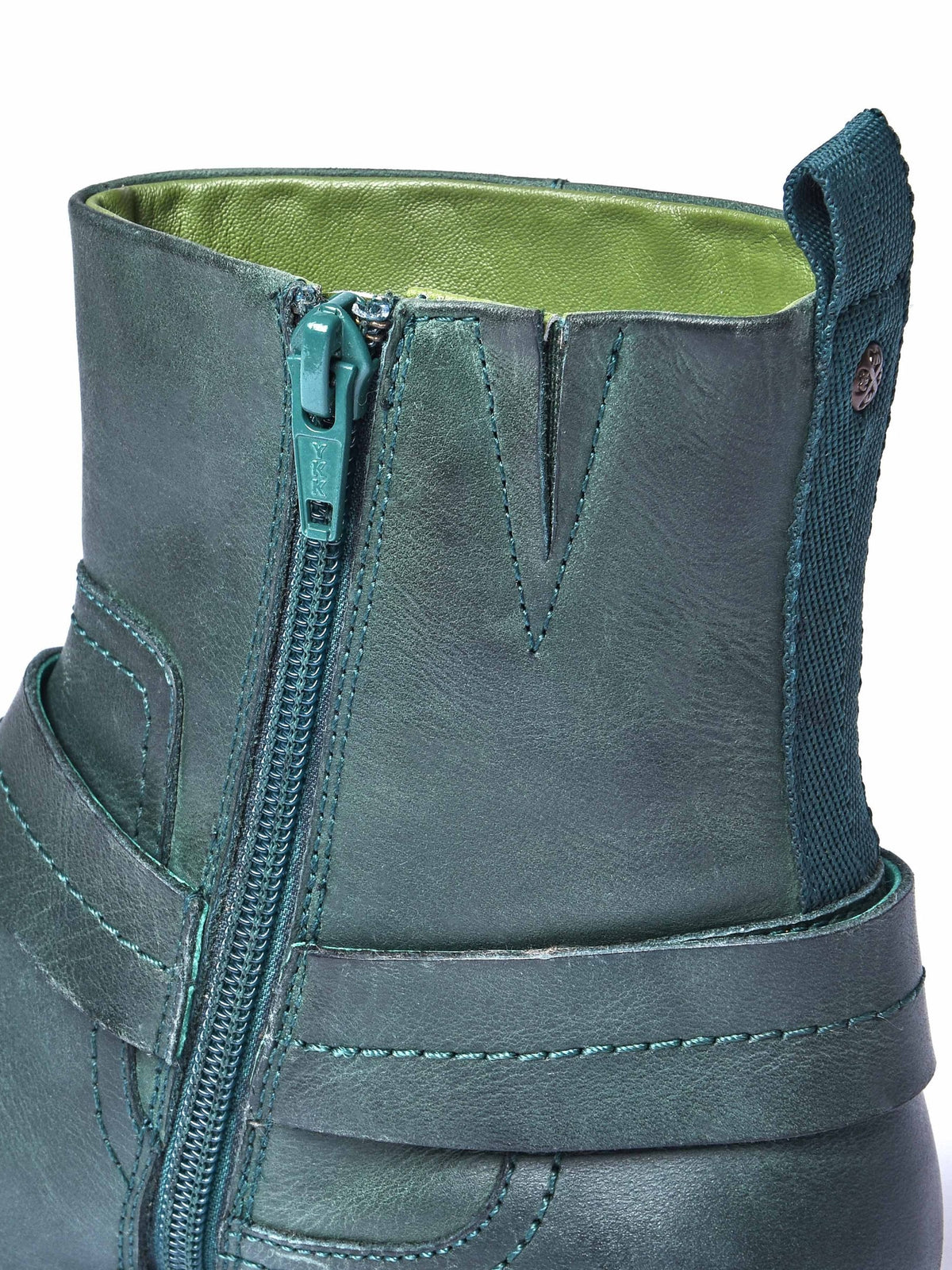 CAPE PINE GREEN WAXY