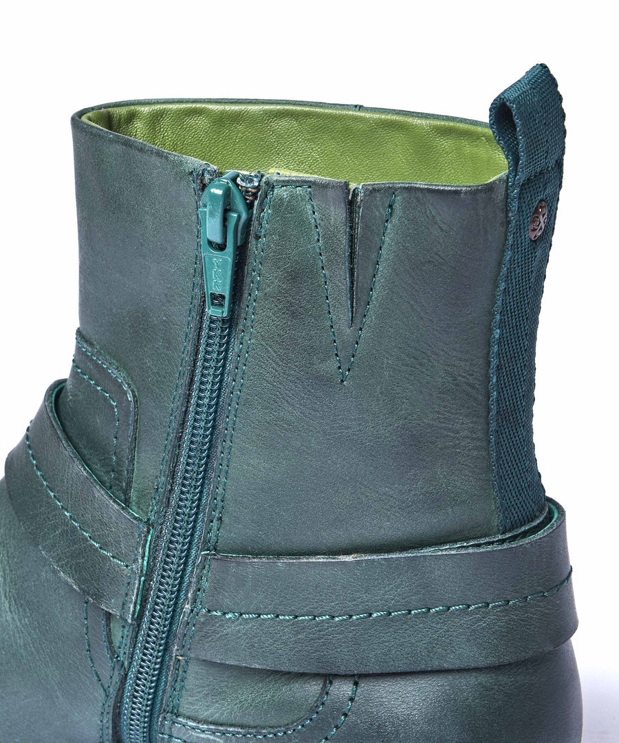 CAPE PINE GREEN WAXY