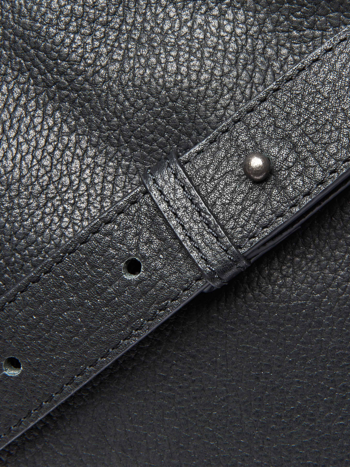 STEEPLE BLACK