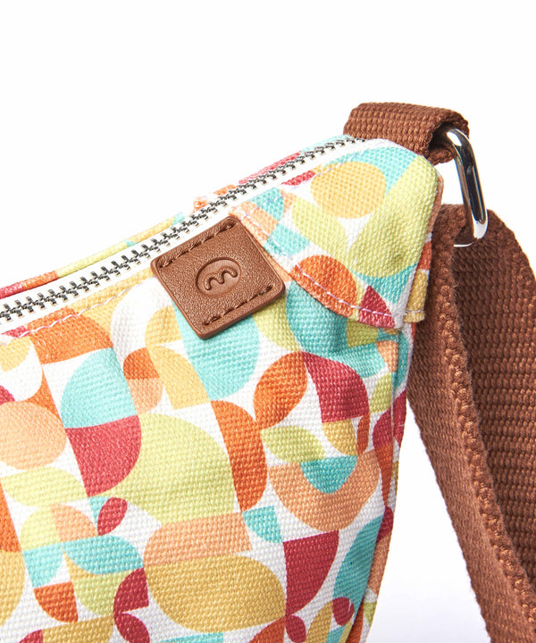 MAYAR RETRO GEO PRINT