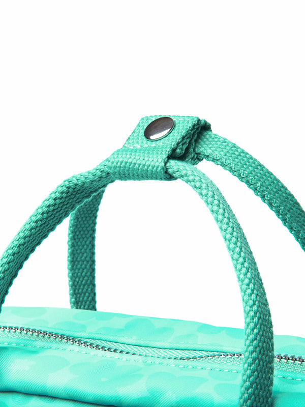 NEVIS POOL BLUE FLORAL