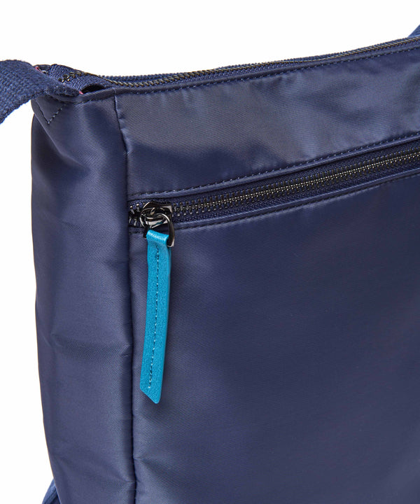 STADDON DEEP HARBOUR BLUE