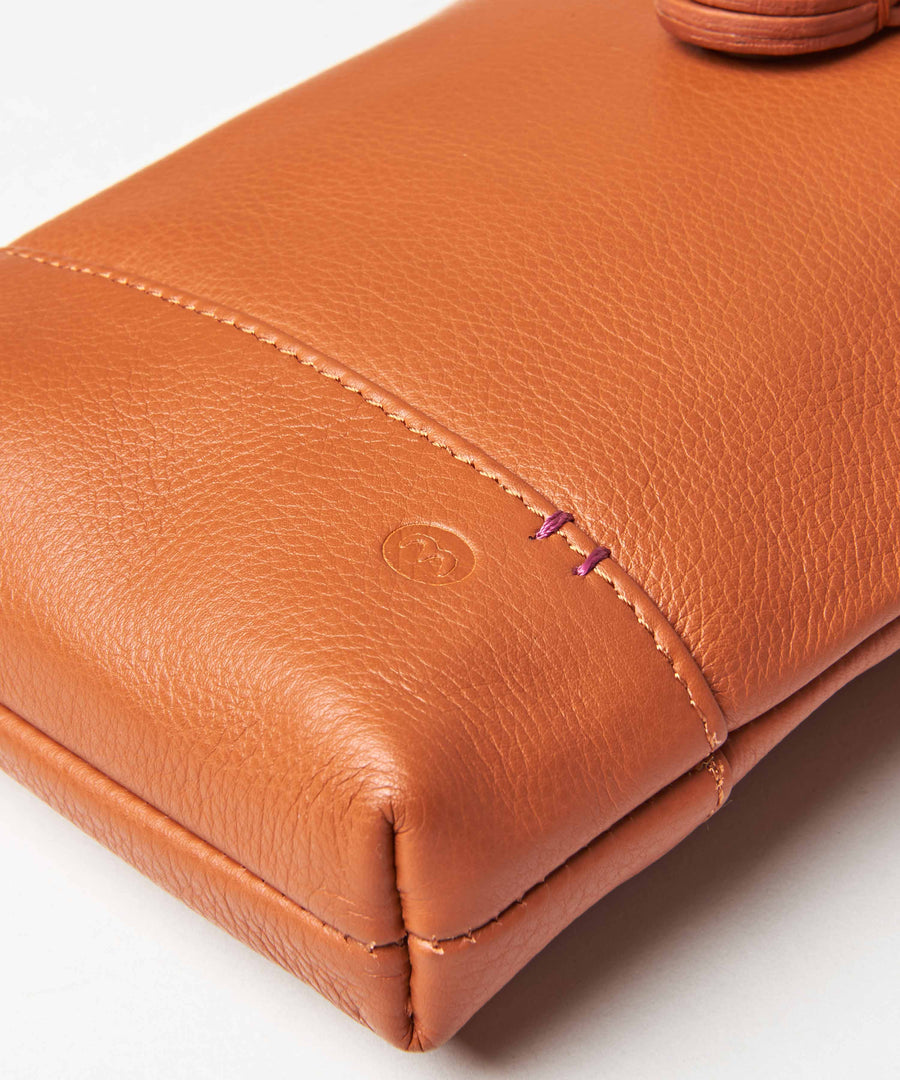 TINTO ORANGE LEATHER