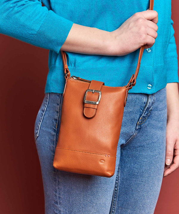 TINTO ORANGE LEATHER