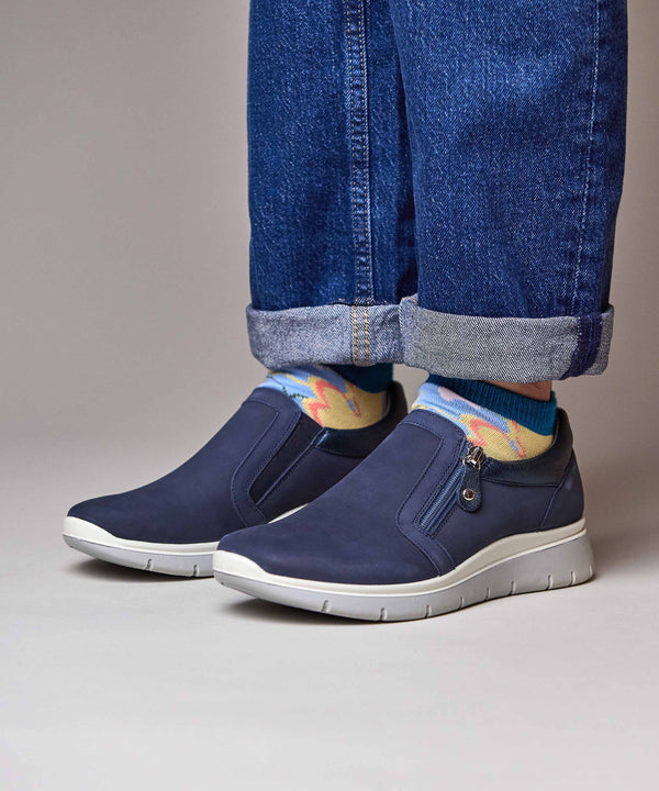 CRESSIDA INDIGO NUBUCK