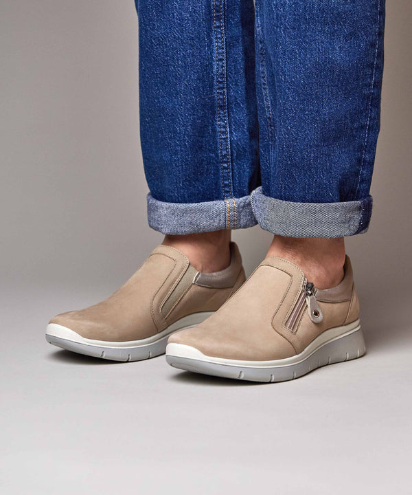 CRESSIDA TAUPE NUBUCK