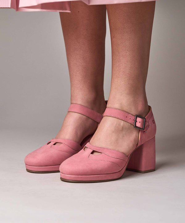 HAZUMI CORAL PINK NUBUCK
