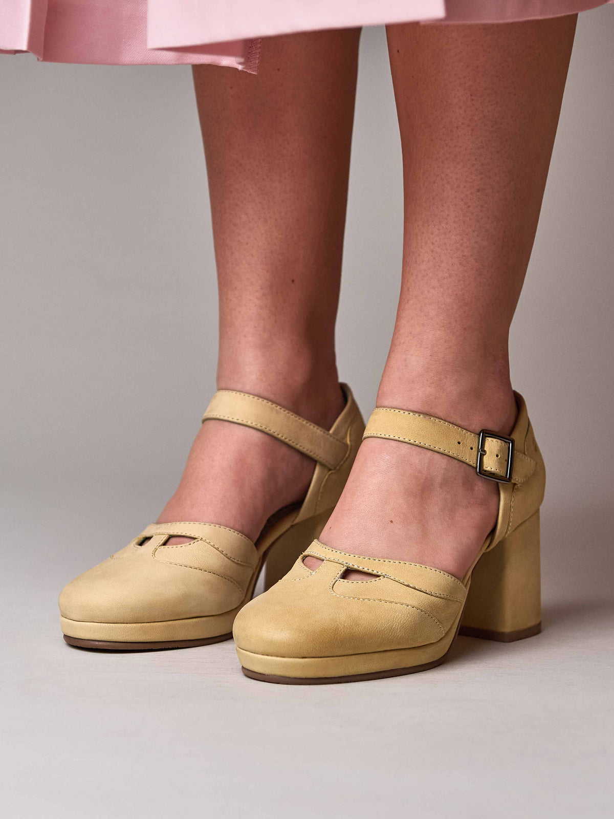 HAZUMI PRIMROSE YELLOW NUBUCK