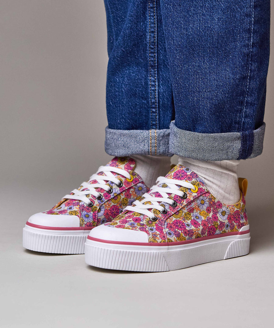 LEVAN COASTAL BLOOM PRINT