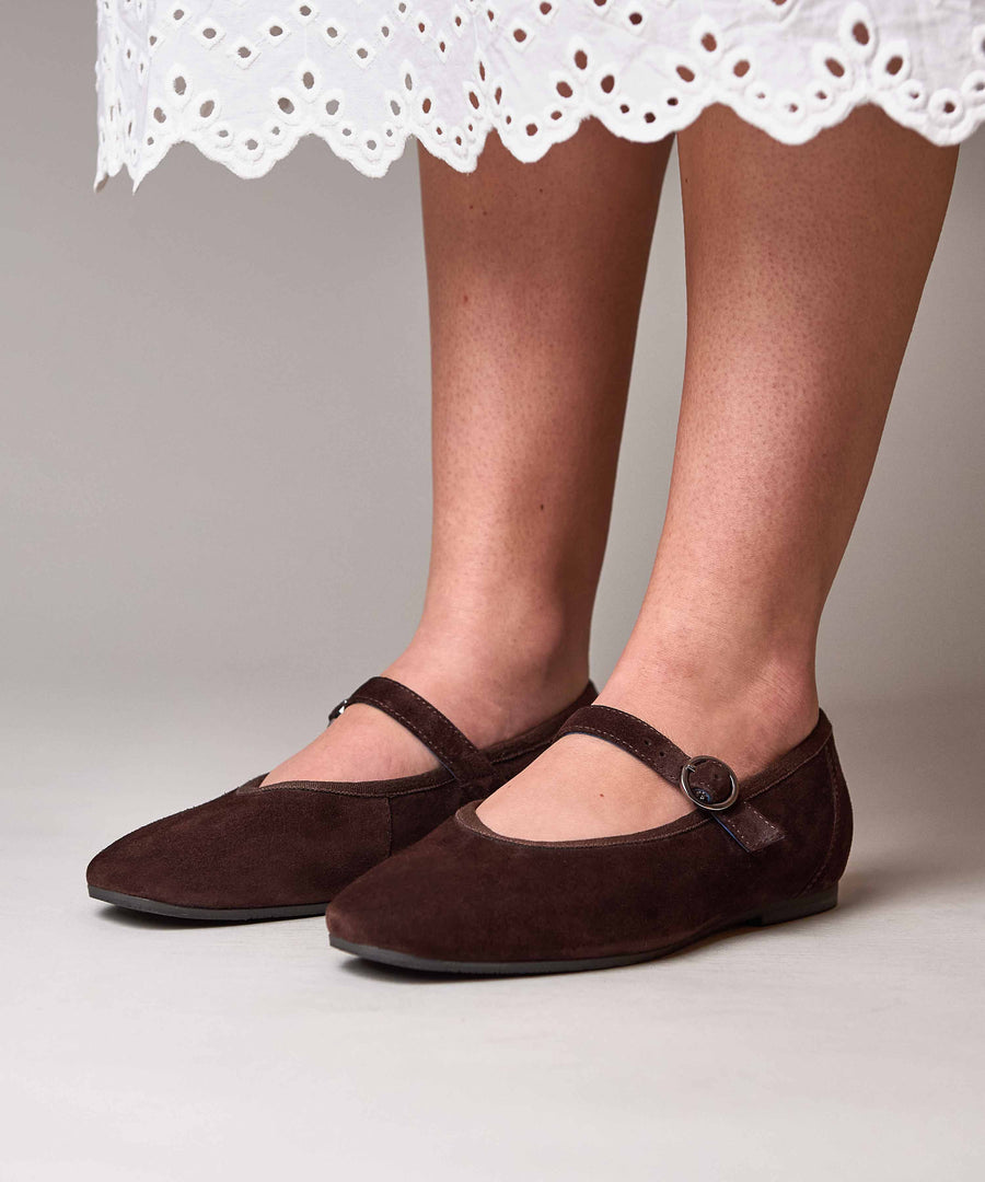 MAWGAN BROWN SUEDE