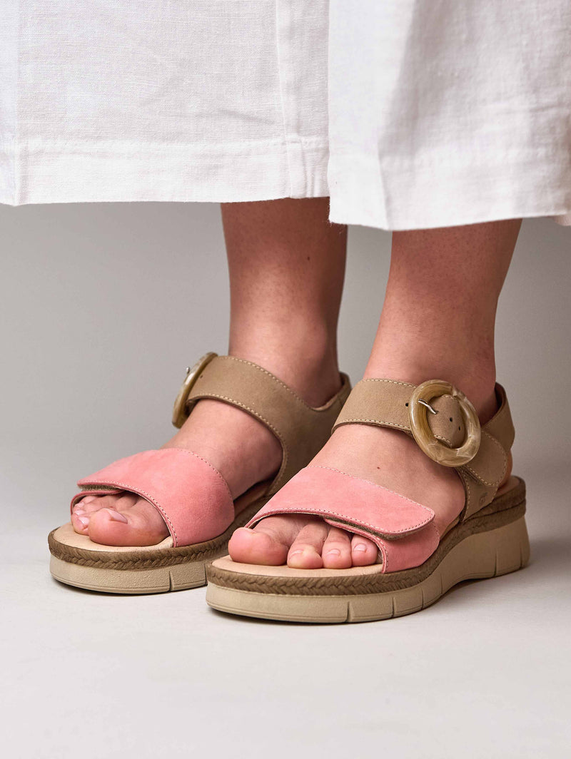 Neutral two-toned flexible sandals - PENHALE TAN/CORAL PINK NUBUCK