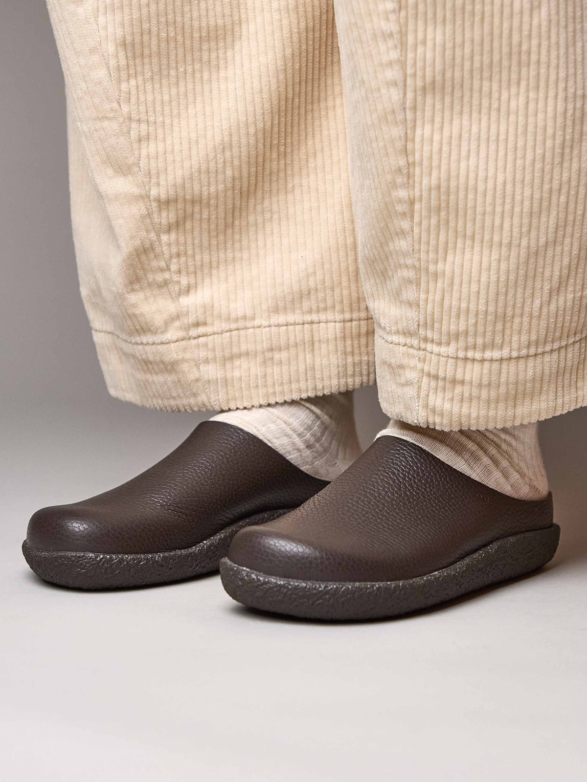 PEVENSEY BROWN LEATHER