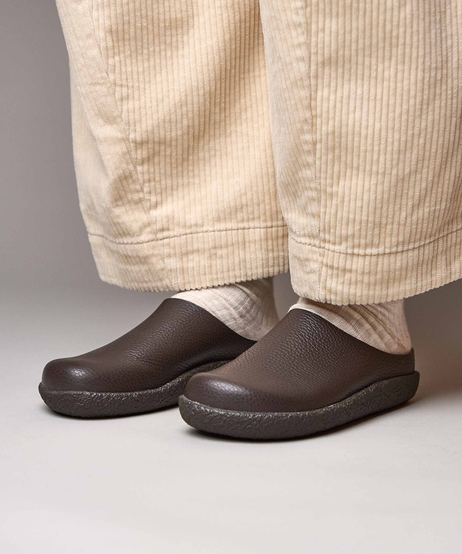 PEVENSEY BROWN LEATHER