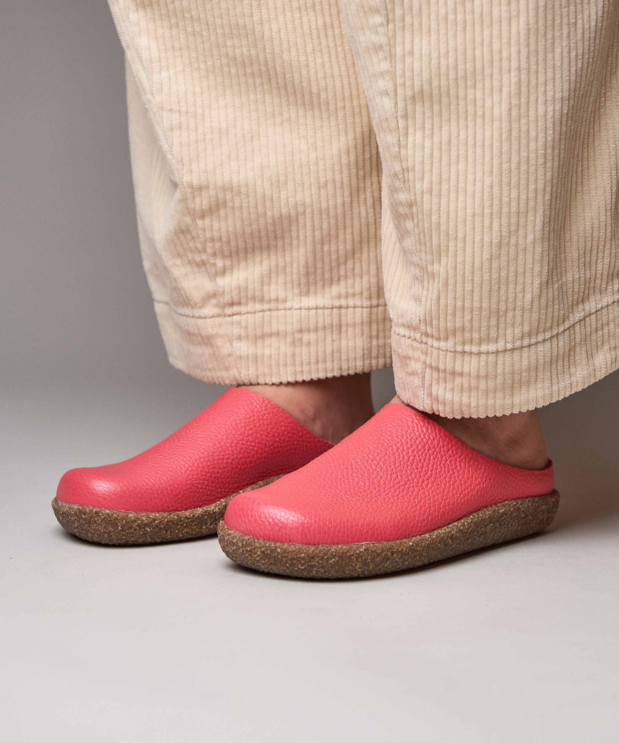 PEVENSEY CORAL PINK LEATHER