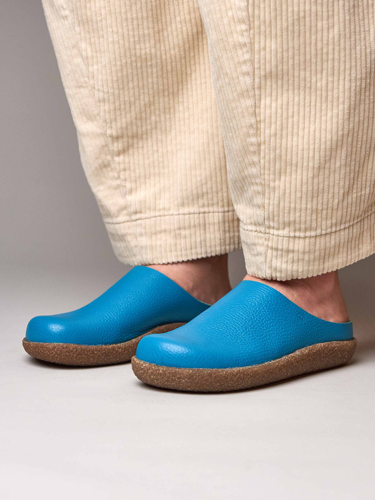 PEVENSEY MARINE TEAL LEATHER