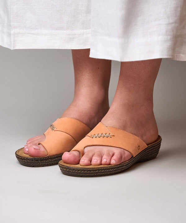 SEVILLE CLASSIC 2 PAPAYA NUBUCK