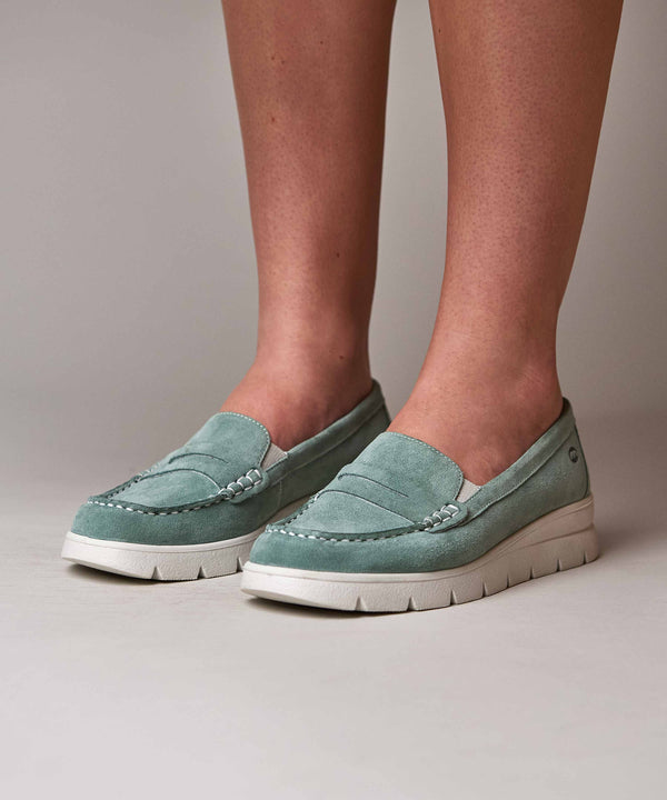 SHEARWATER SEA MIST SUEDE