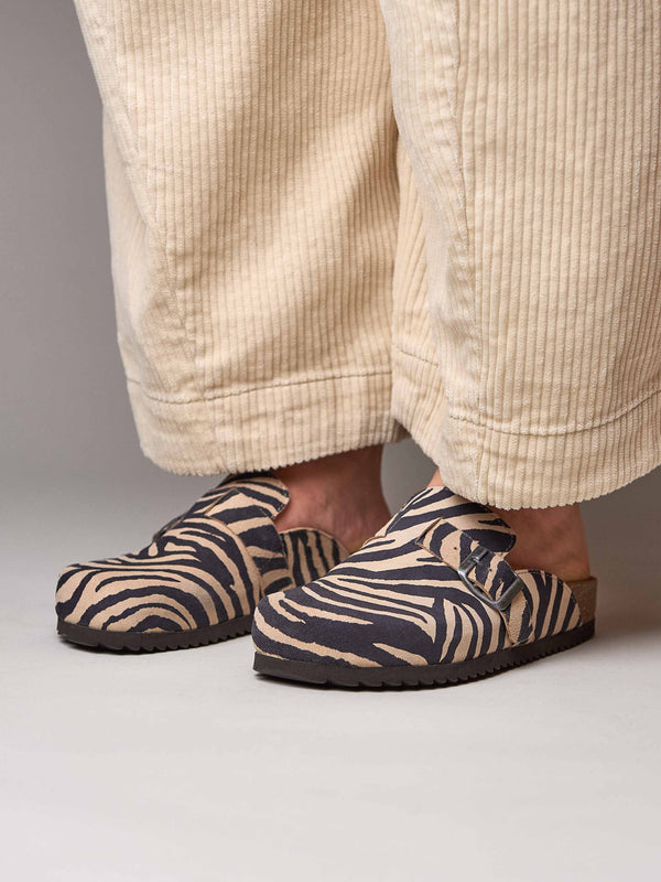 TULIPA 2 ZEBRA PRINT SUEDE