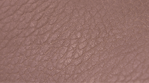 Velvety nubuck finish