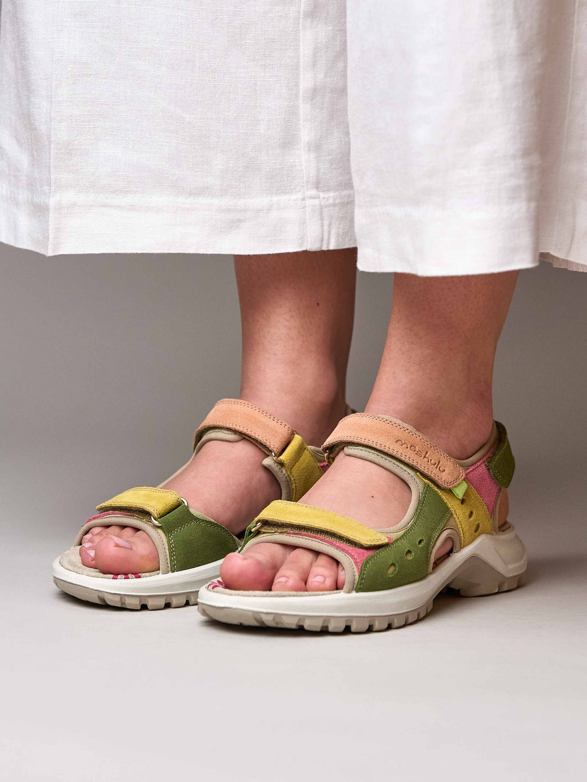 WEMBURY LICHEN GREEN MULTI