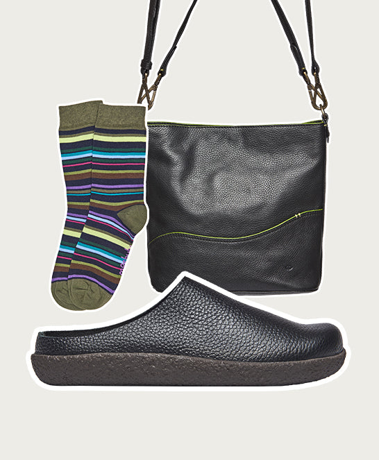 Black extra cushioned leather clogs - PEVENSEY BLACK