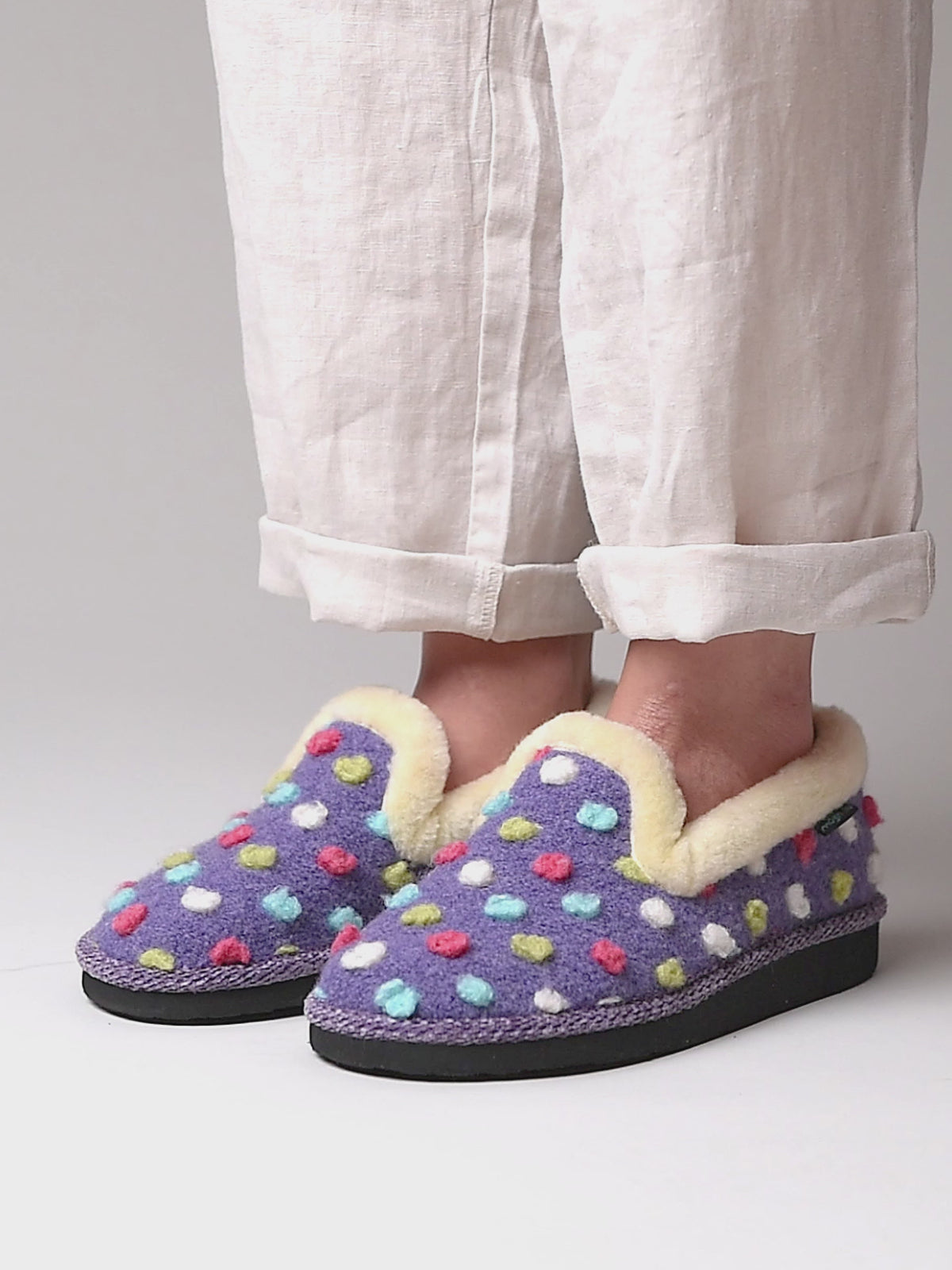 Purple classic colourful spotty slippers - PEANUT BRITTLE VIOLET